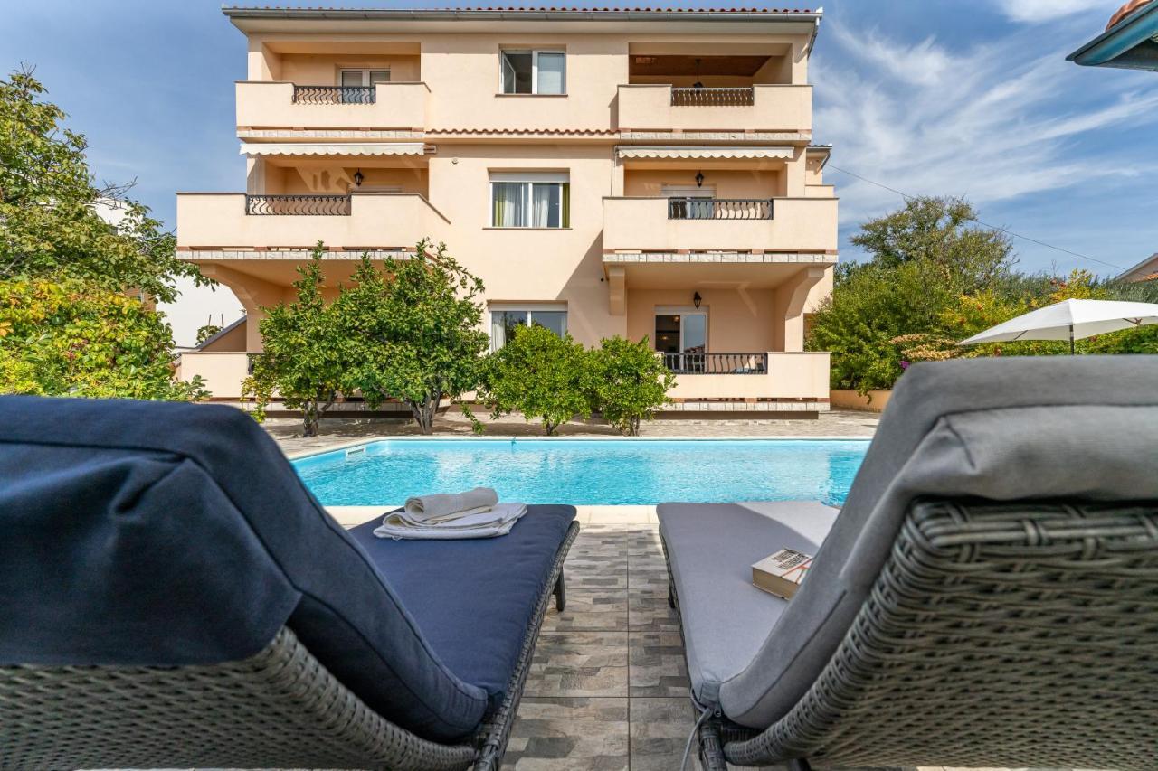 Juric Apartments-Rab Palit Exterior photo