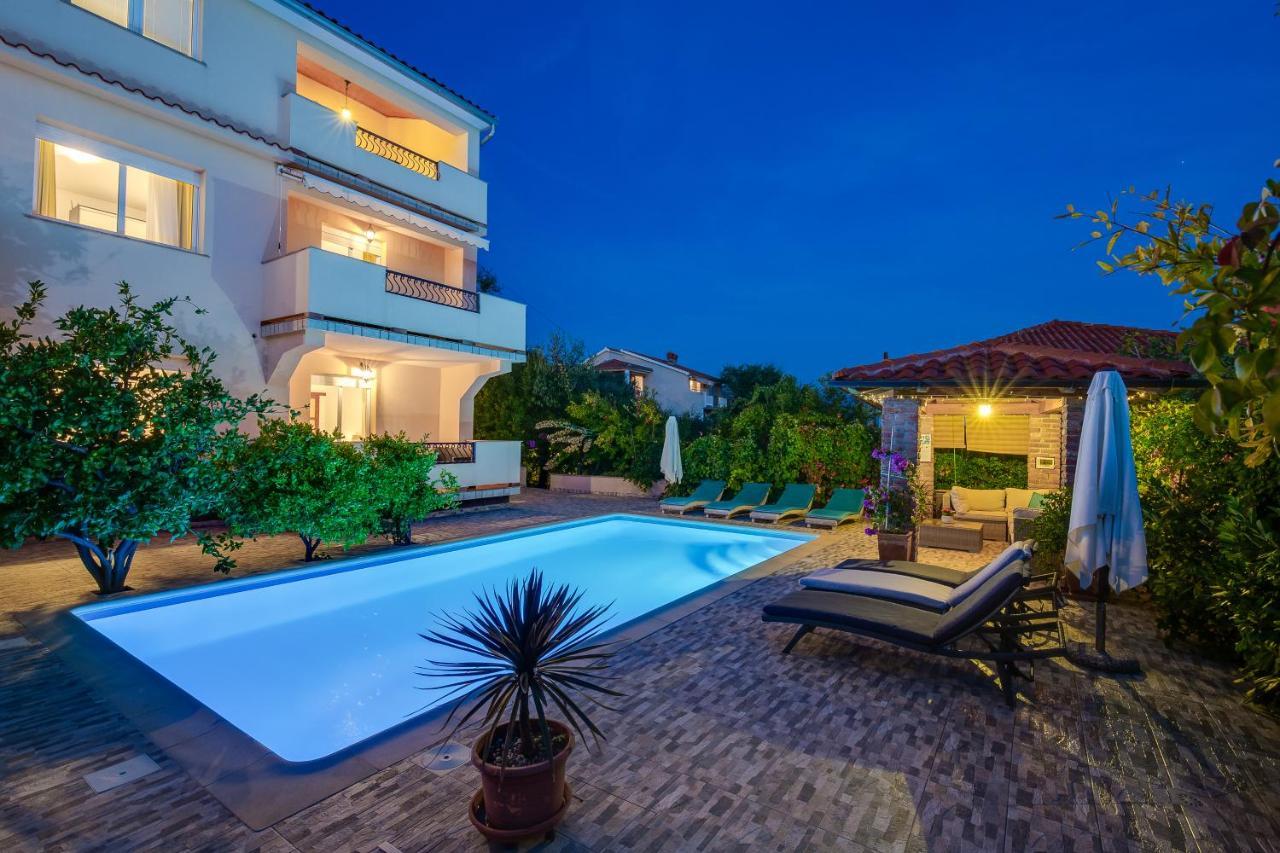 Juric Apartments-Rab Palit Exterior photo